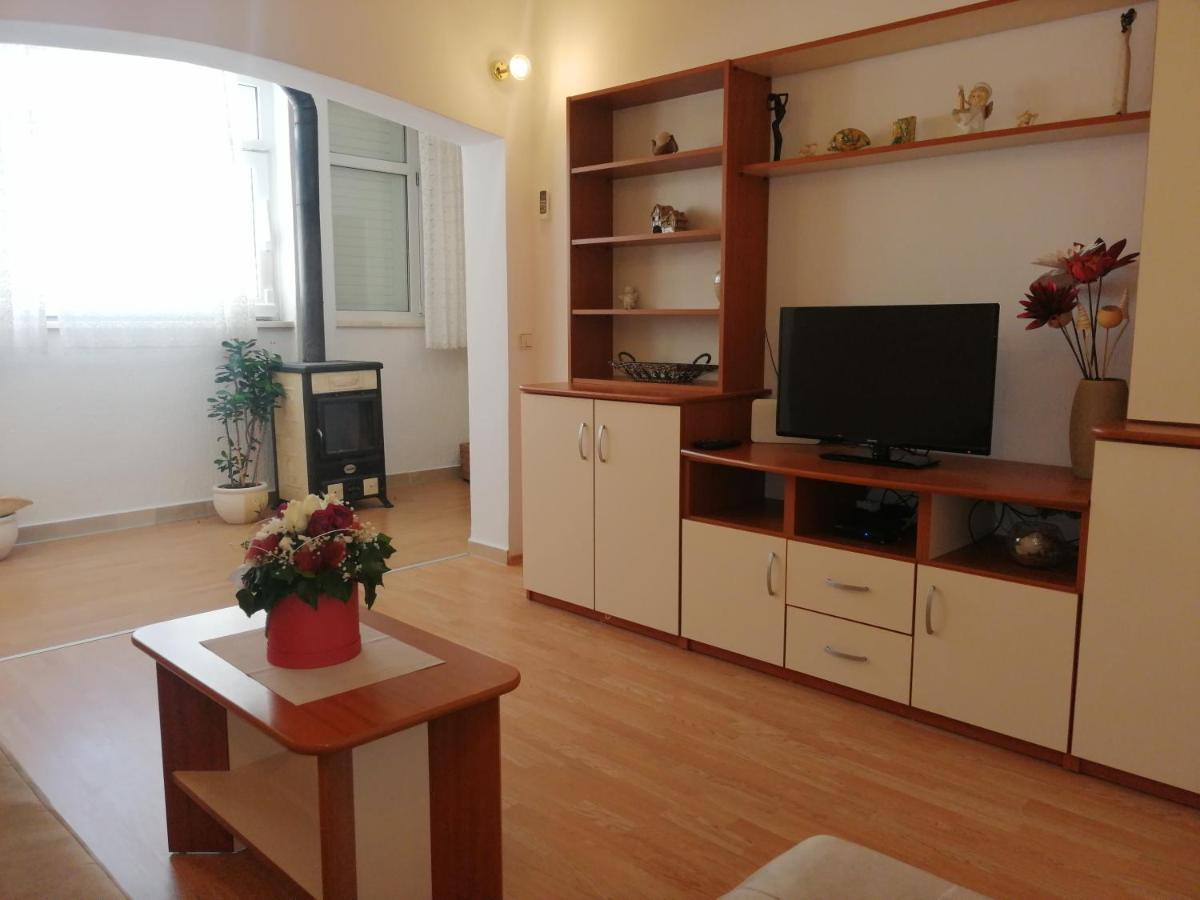 Apartments Doris & Petra Lokva Rogoznica Buitenkant foto